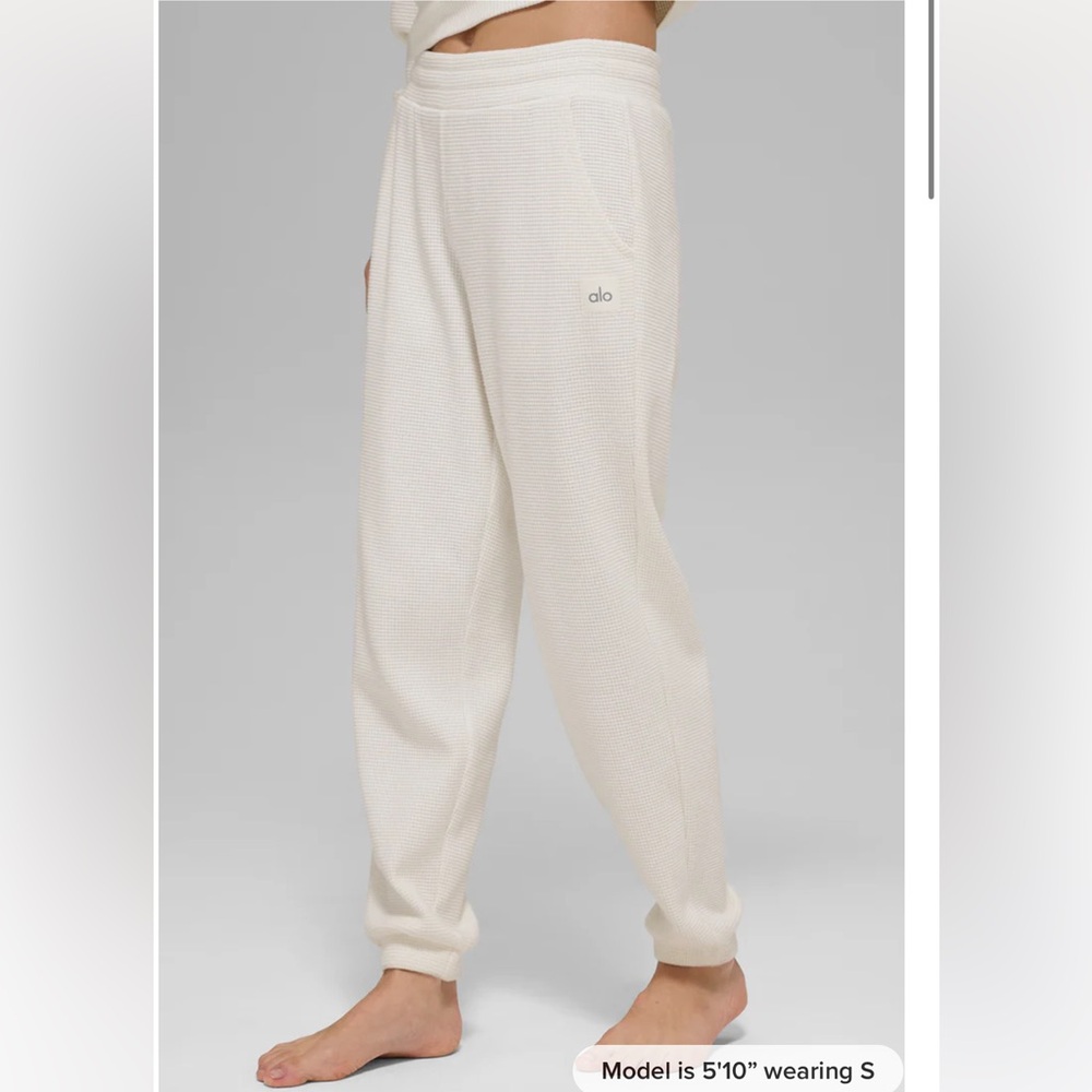 Alo waffle white ivory Joggers